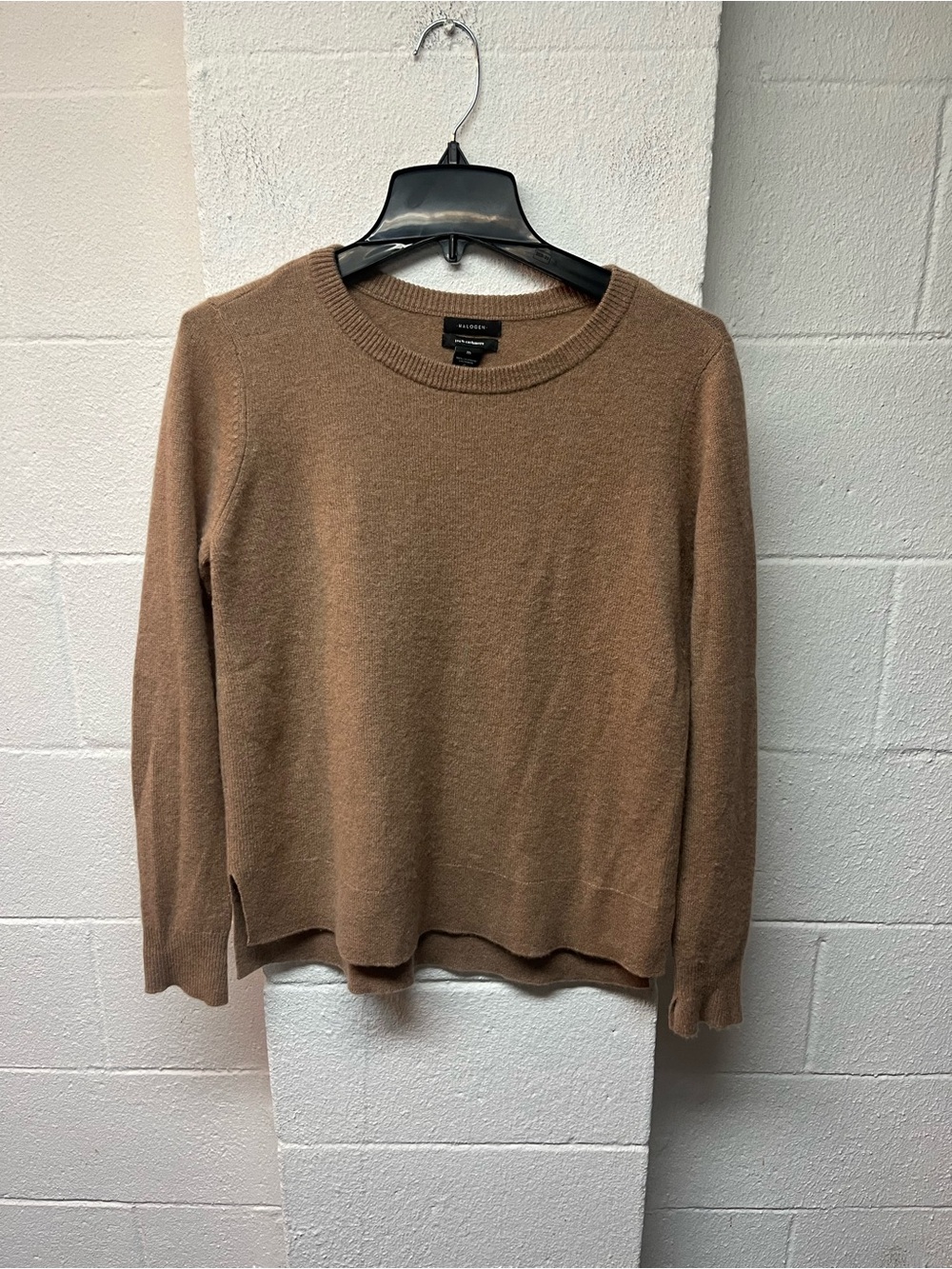 Halogen Women's Scoop Crewneck Sweater in Camel - Picture 1 of 4